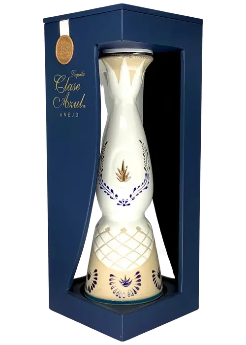 
            
                Load image into Gallery viewer, Clase Azul Anejo 700ML
            
        