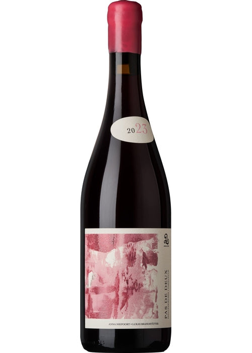 Anna & Lucas Pas De Deux 2023 Austrian red wine bottle with abstract pink label