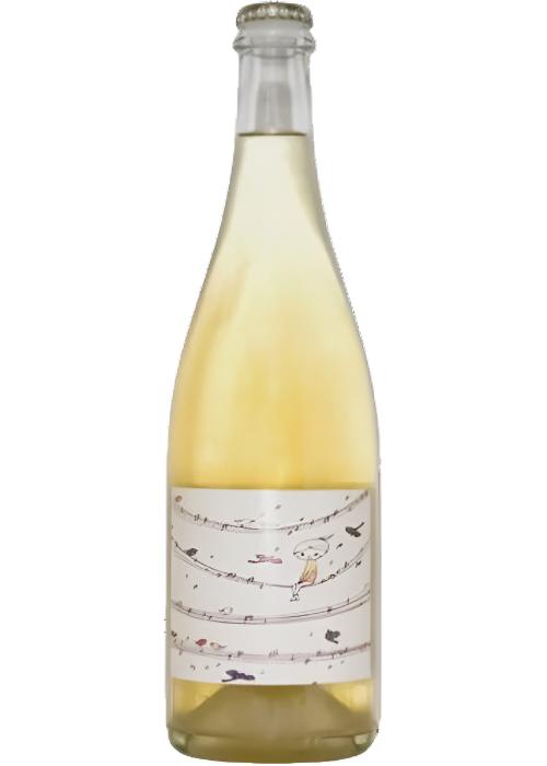 Freire Lobo Sardanita Pet Nat sparkling wine bottle with musical notation label