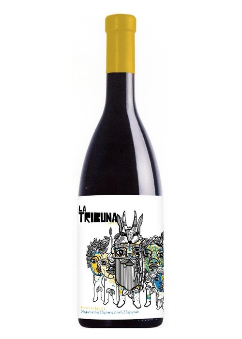 La Tribuna red wine bottle with abstract face label art