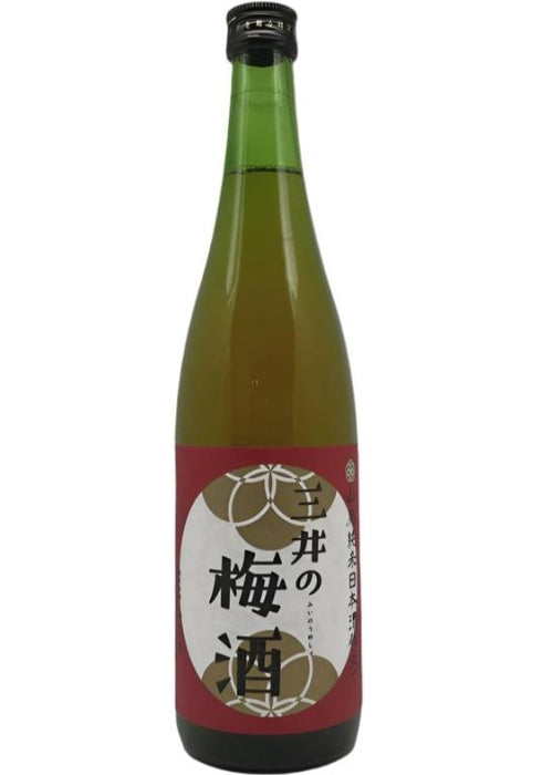 Mii No Umeshu Plum Sake 720ML green glass bottle with red and white label