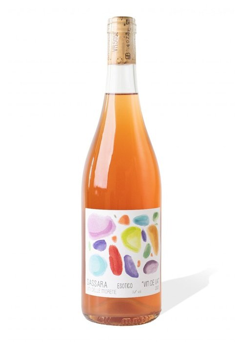 Sassara Esotico natural orange wine bottle with abstract watercolor label