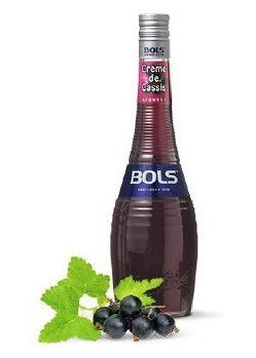 Bols Crème de Cassis 700ml dark red blackcurrant liqueur bottle with fruit garnish