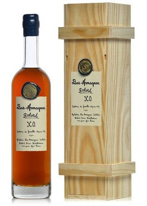 Delord XO Bas-Armagnac 700ml amber spirit bottle with wax seal in wooden presentation box