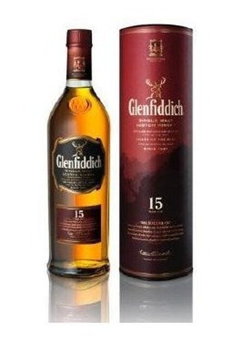 Glenfiddich 15 Year Old single malt whisky bottle with red gift tube