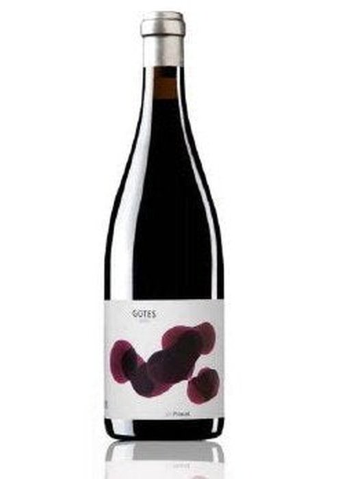 Portal del Priorat Gotes red wine bottle with burgundy grape label design
