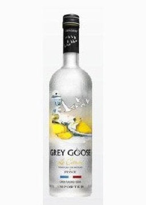 Grey Goose Le Citron Vodka 700ml bottle with lemon zest flavor and silver label
