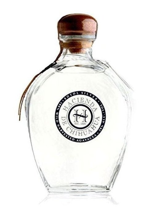 Hacienda De Chihuahua Sotol Silver 700ml clear glass bottle with cork stopper and black label