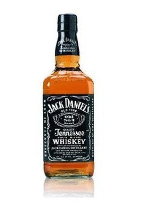 Jack Daniels Old No. 7 Tennessee Whiskey 700ML bottle with black label and amber liquid