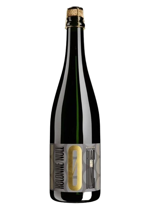 Kolonne/Null Cuvee Blanc No. 1 alcohol-free sparkling wine bottle with gold foil and geometric label