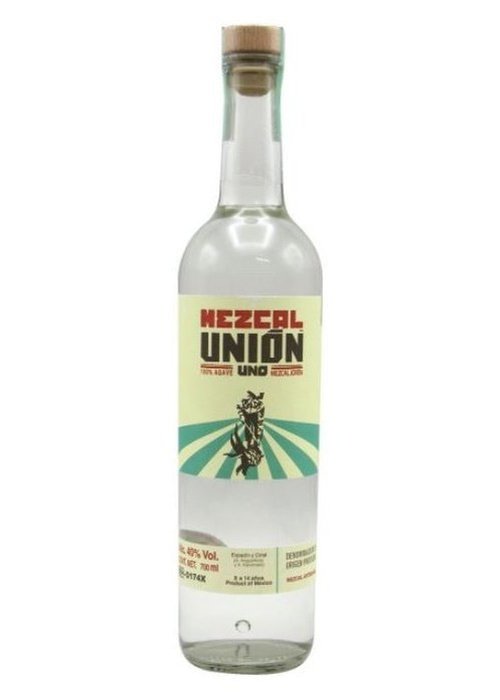 Mezcal Union Uno 700ml clear glass bottle with cork stopper and green label featuring agave harvest silhouette