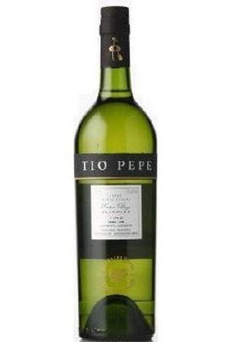 Tio Pepe Palomino Fino 700ml sherry bottle with black label and gold emblem