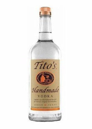 
            
                Load image into Gallery viewer, Tito&amp;#39;s Handmade Vodka 700ML
            
        