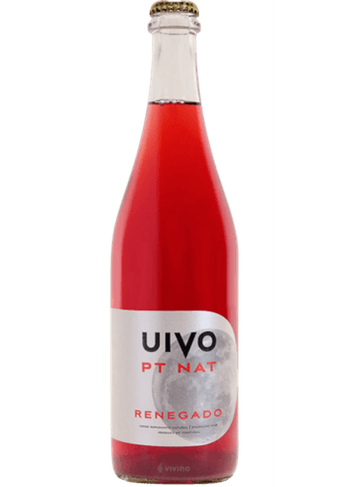 Uivo PT NAT Renegado natural sparkling red wine bottle with gold cap and white label