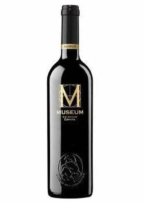 Vinea Museum Tinto Crianza red wine bottle with gold M logo and black capsule